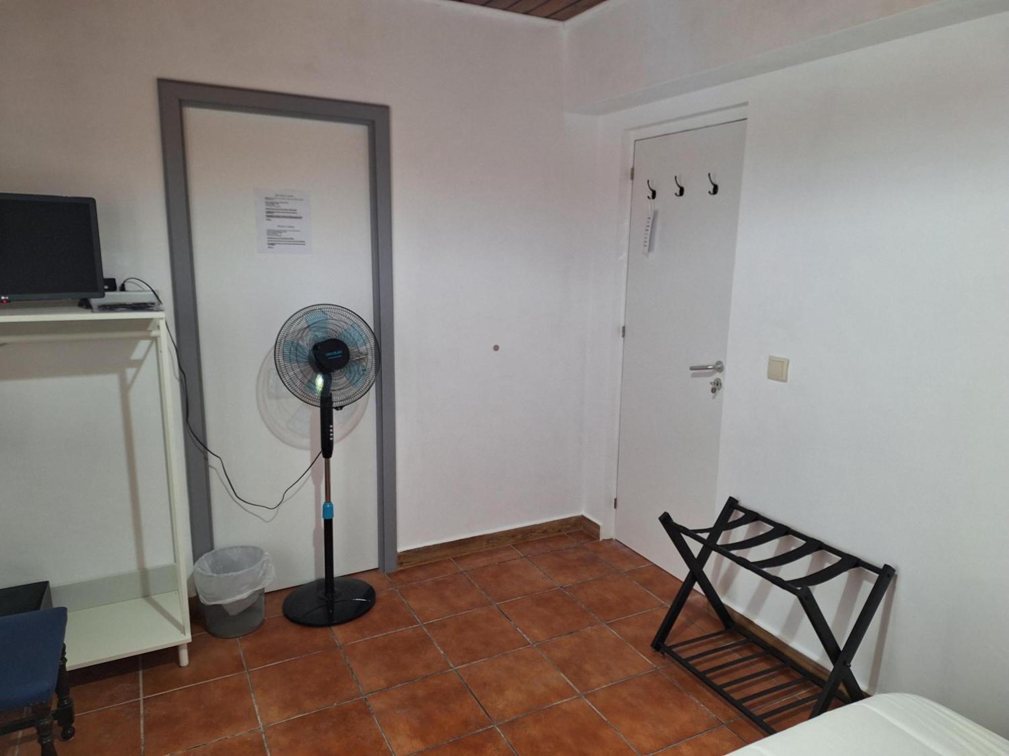 Adamas Bed & Breakfast Понта-Делгада Экстерьер фото